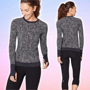 LULULEMON Rest Less Pullover Size 6 Black / White
